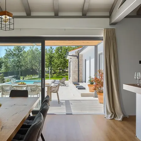 Gala By Rent Istria Vila