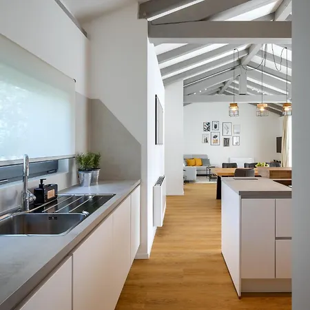 Gala By Rent Istria Kringa