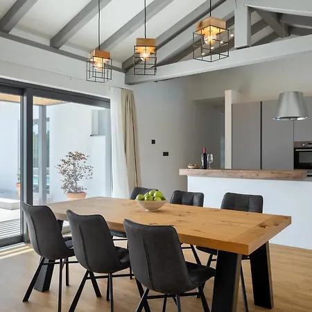 Gala By Rent Istria Vila