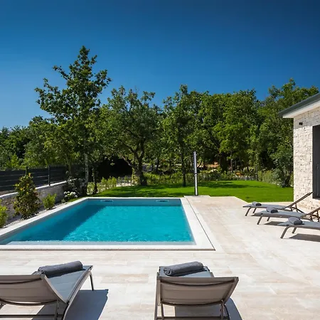 Gala By Rent Istria *
