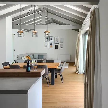 Villa Gala By Rent Istria